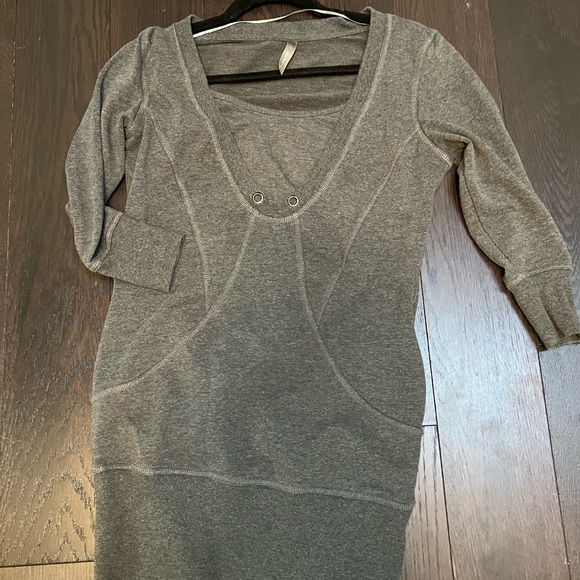 Maternity Lot Different Brands Medium or Size 6 - Picture 6 of 6